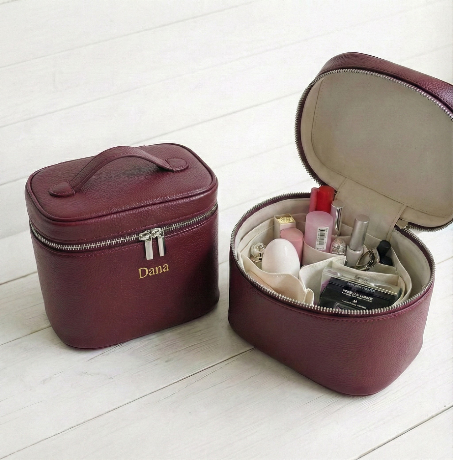 התיק איפור Sheli